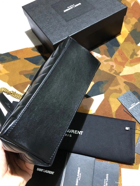 Tony Luxuries YSL SMALL LOULOU 0825
